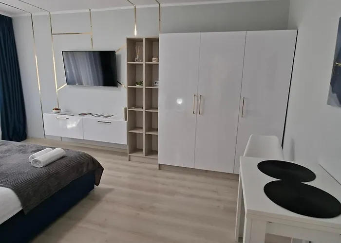 Appartement Riverside 1 *